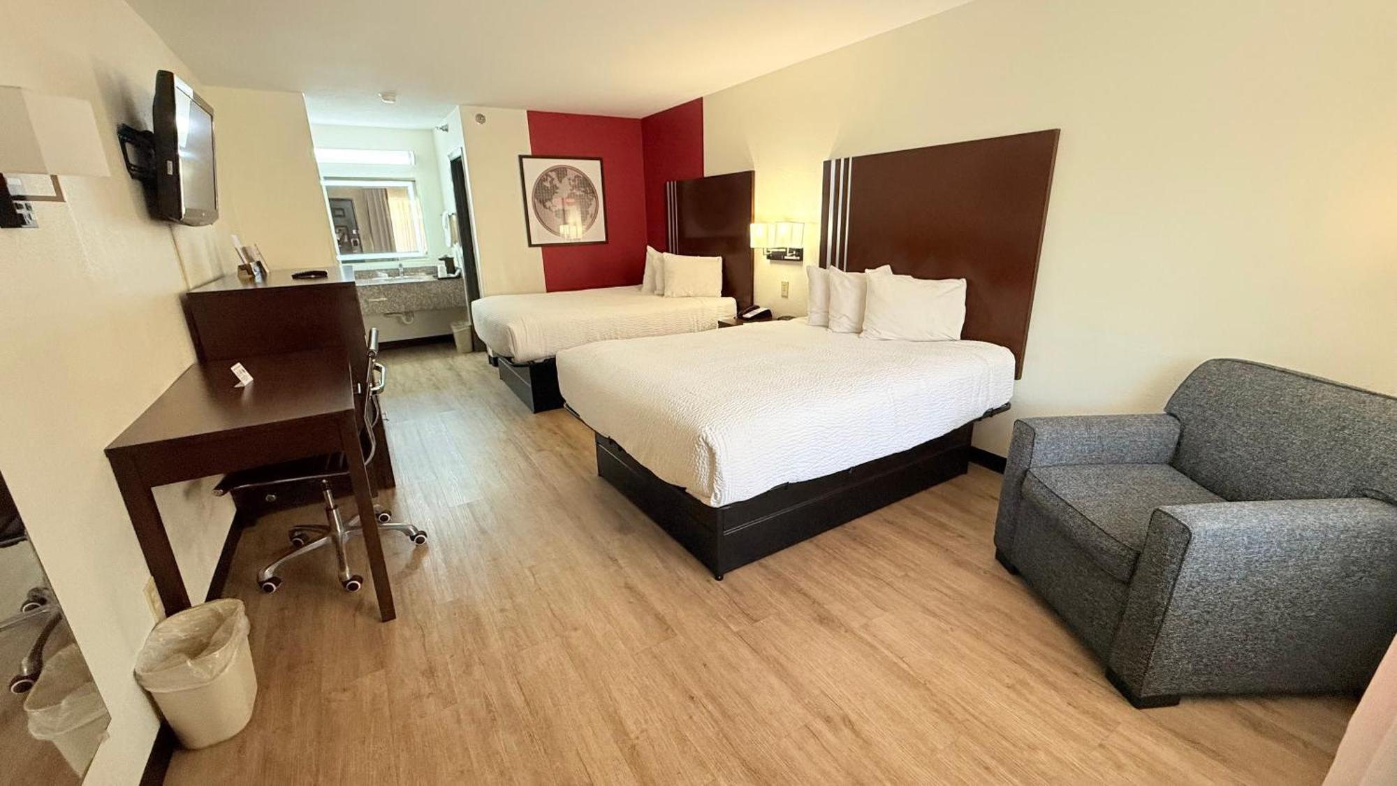 Queen Room Two Queen Beds Non-Smoking
