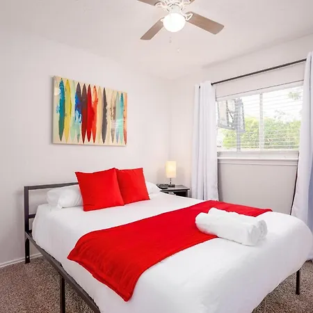 Relax & Unwind 3 Bedroom Near Sea World And Lackland Afb-3