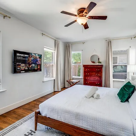 Spacious Home Near Downtown With Hot Tub Movie Theater And Arcade-3