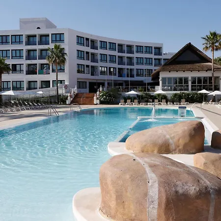 Marvell Club Hotel & Apartments-2
